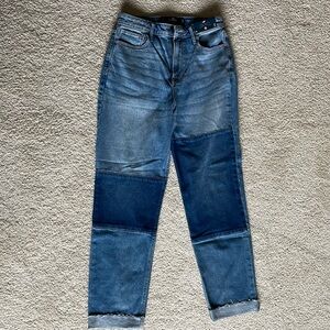 NWT Hollister women’s jeans Ultra high rise mom jeans size 5R